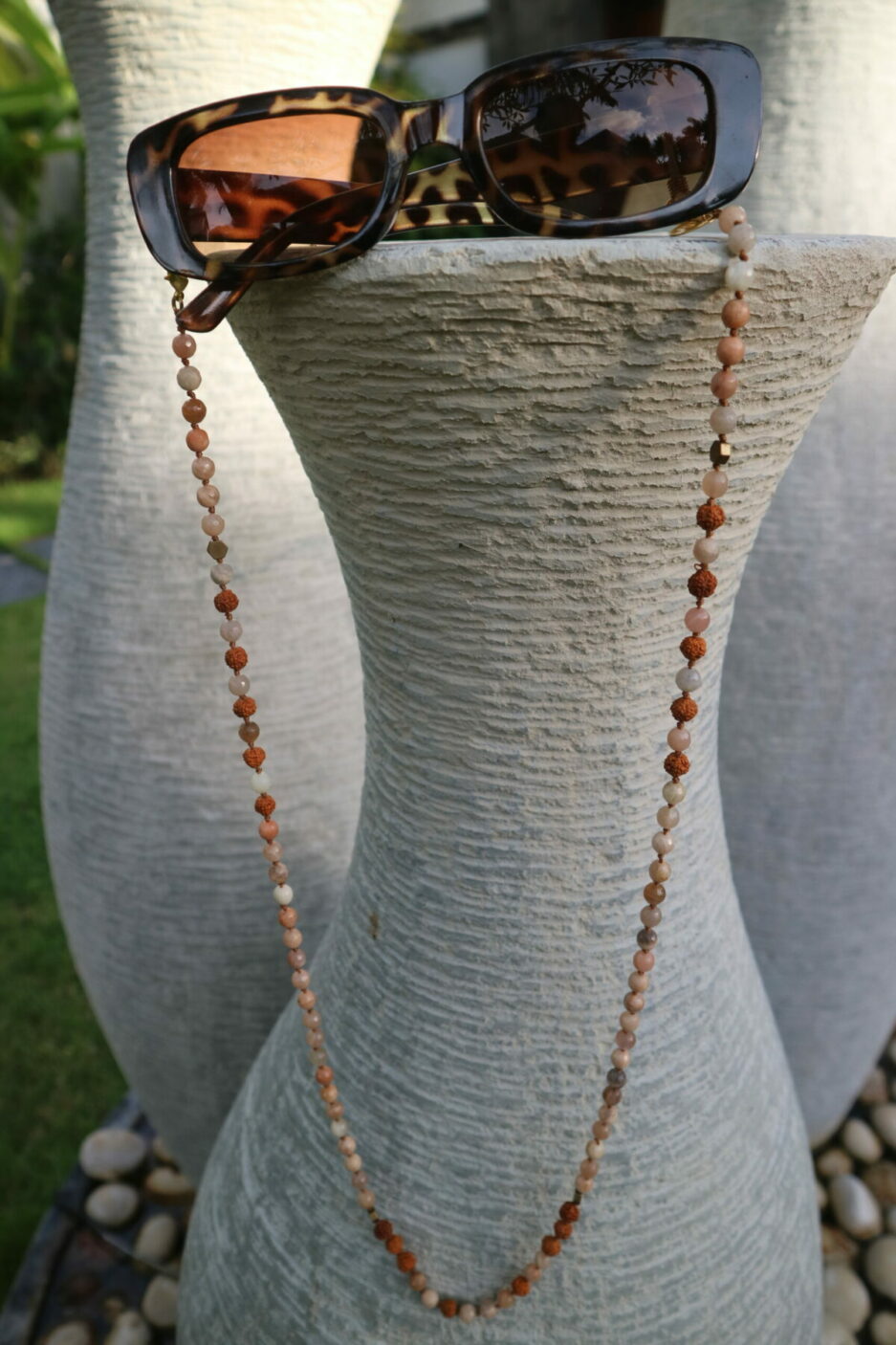 Kia Glasses Chain