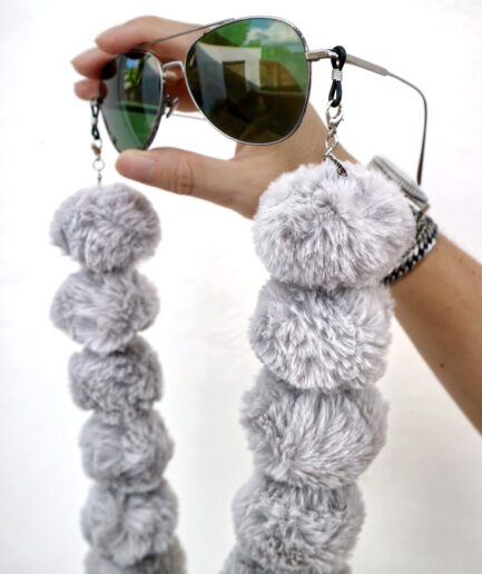 Pompom Chain